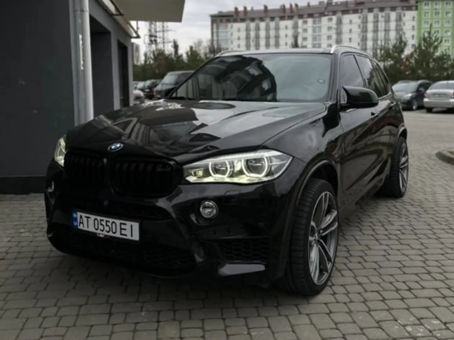 BMW X5 X5 xDrive50i Edition Exclusive Schwarz - 1