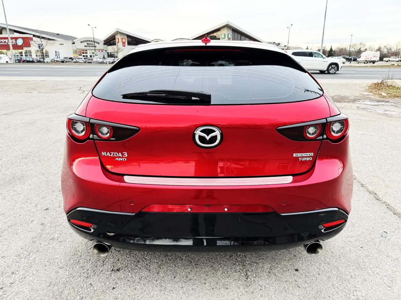 Mazda 3 снимка Mazda 3