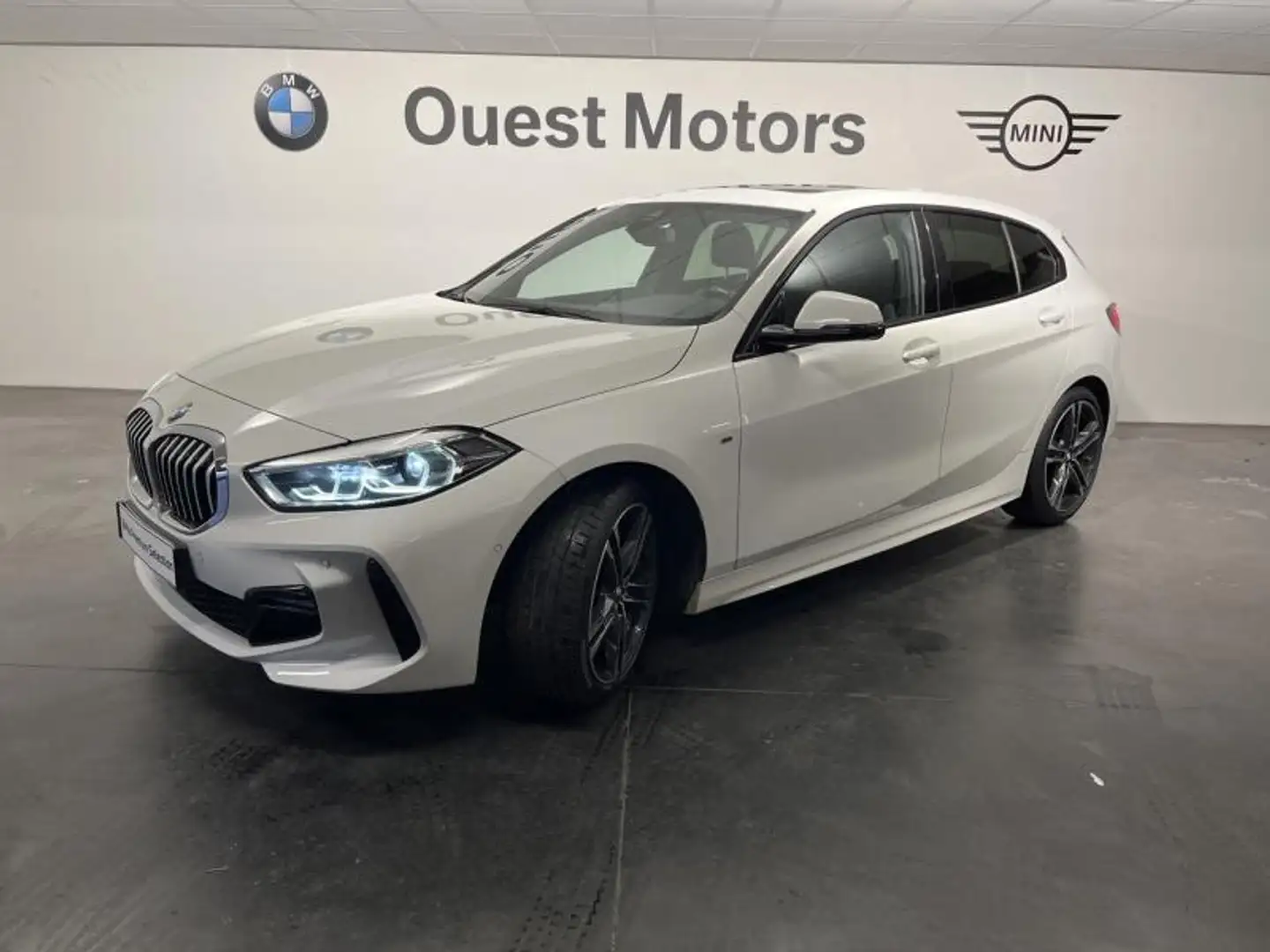 BMW 116 116dA 116ch M Sport DKG7 Blanc - 1