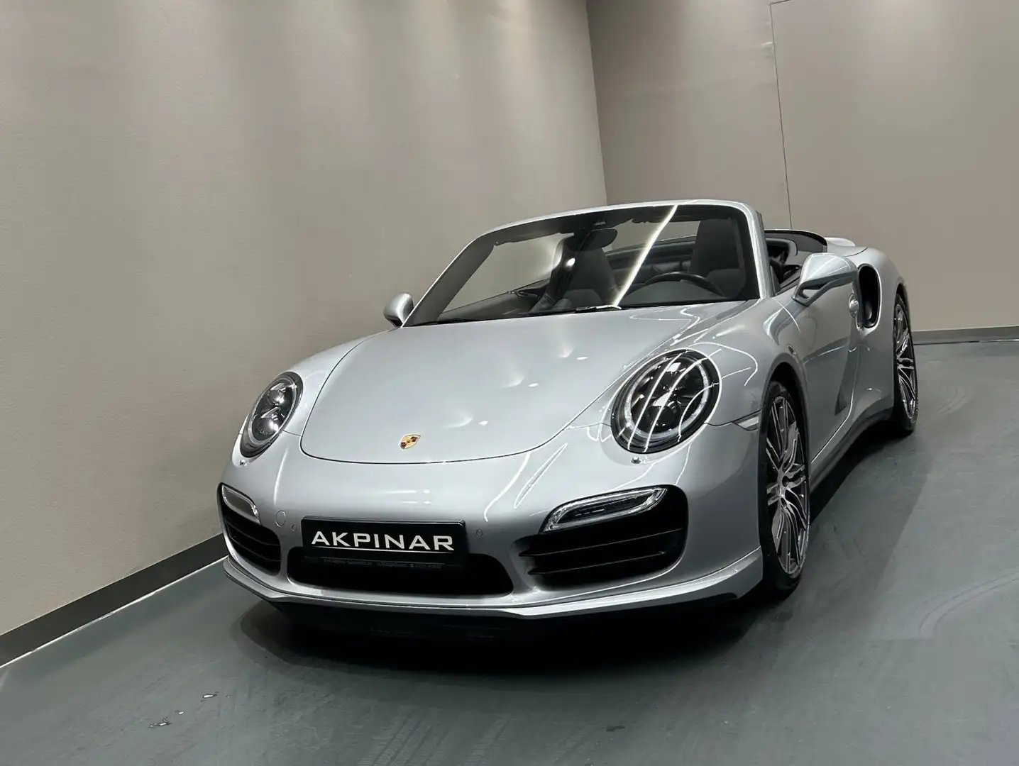 Porsche 911 991/911 Turbo Cabriolet *BURMESTER*CHRONO*ACC* Silber - 2