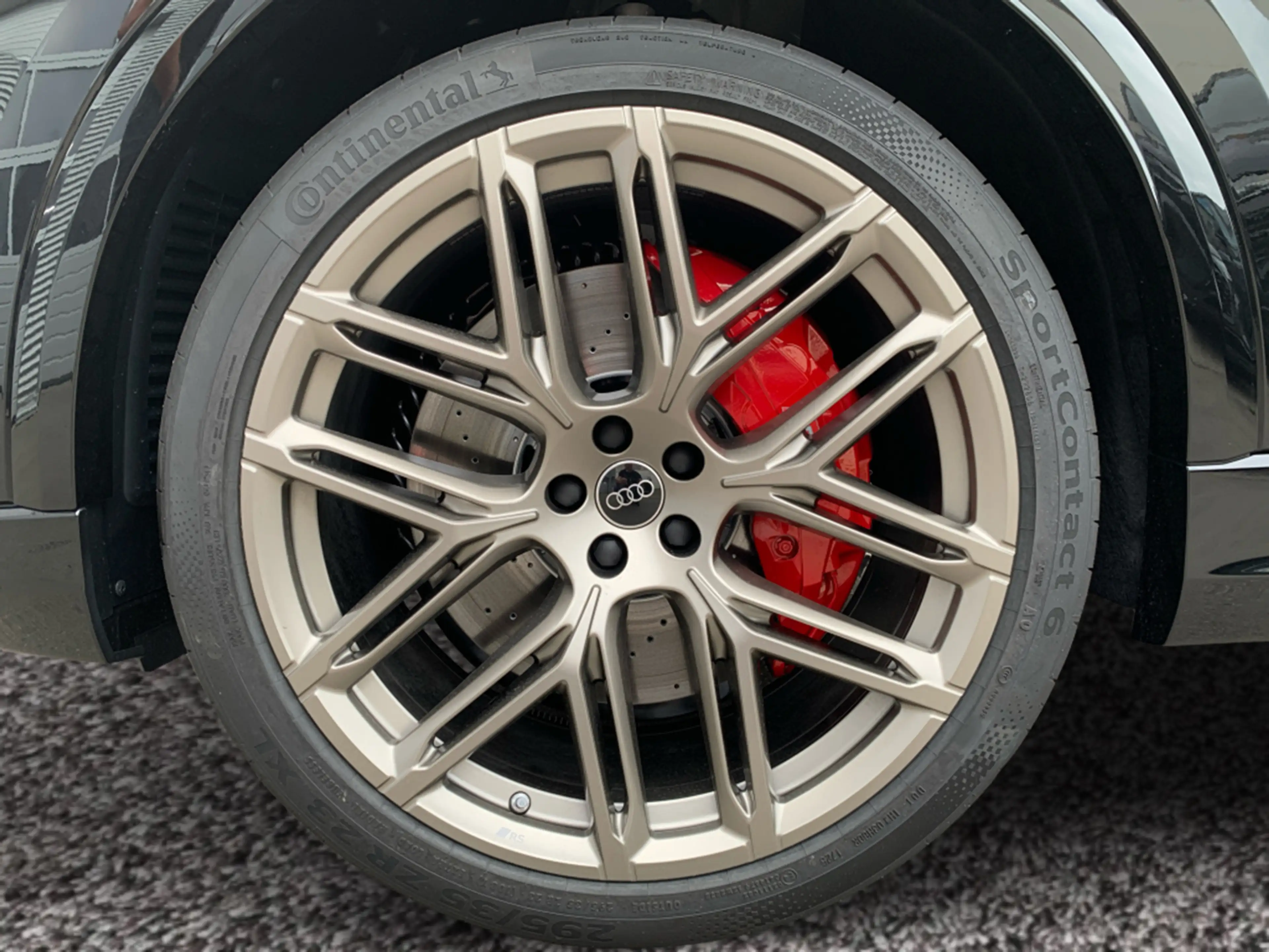 Audi RS Q8 ALLRADL*NACHT*LUFT*STDHZ*B&O*MASSAGE*360 — photo 4