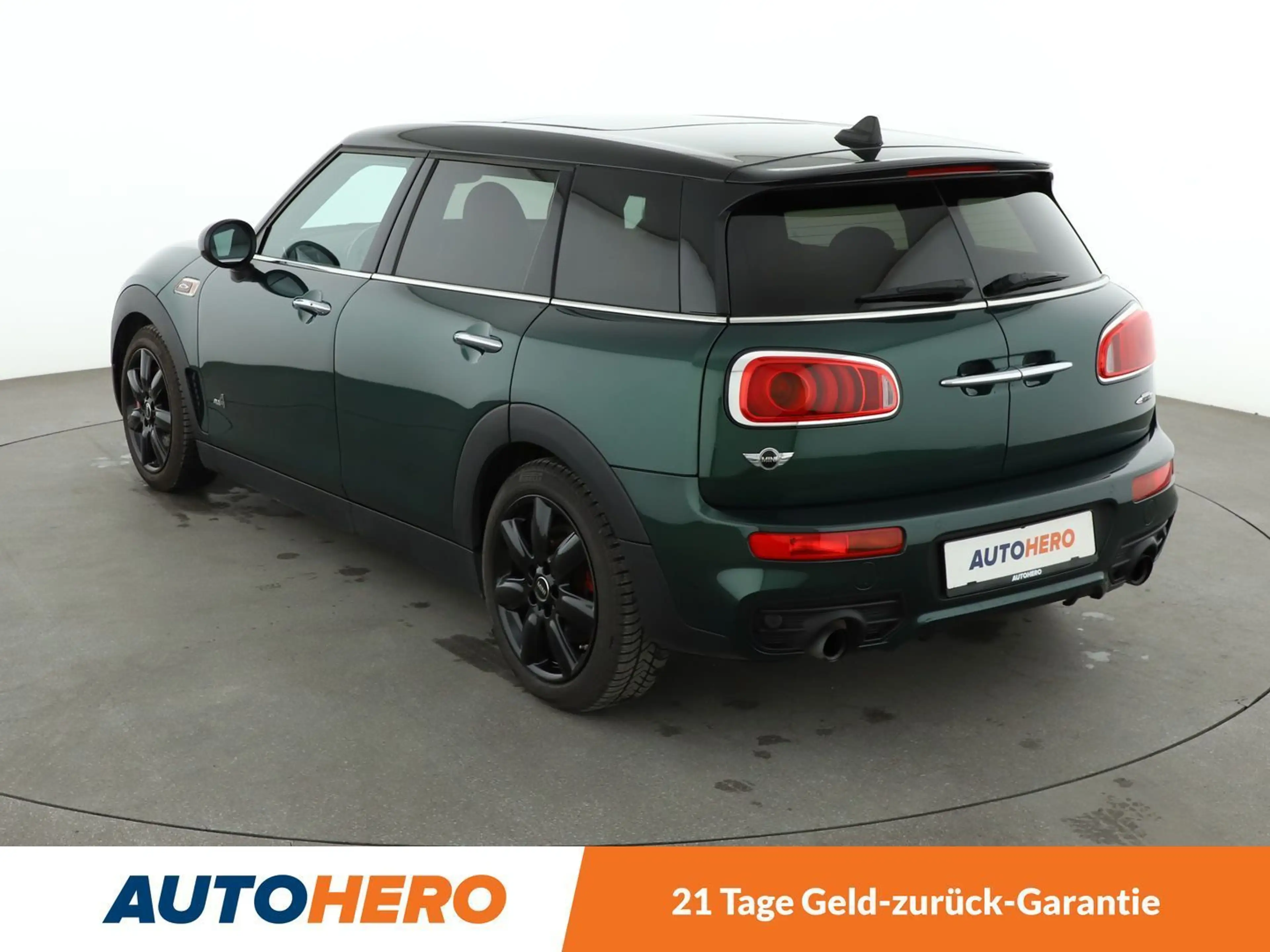 MINI John Cooper Works Clubman John Cooper Works ALL4 *LED*TEMPO*PANO*PDC* — photo 4