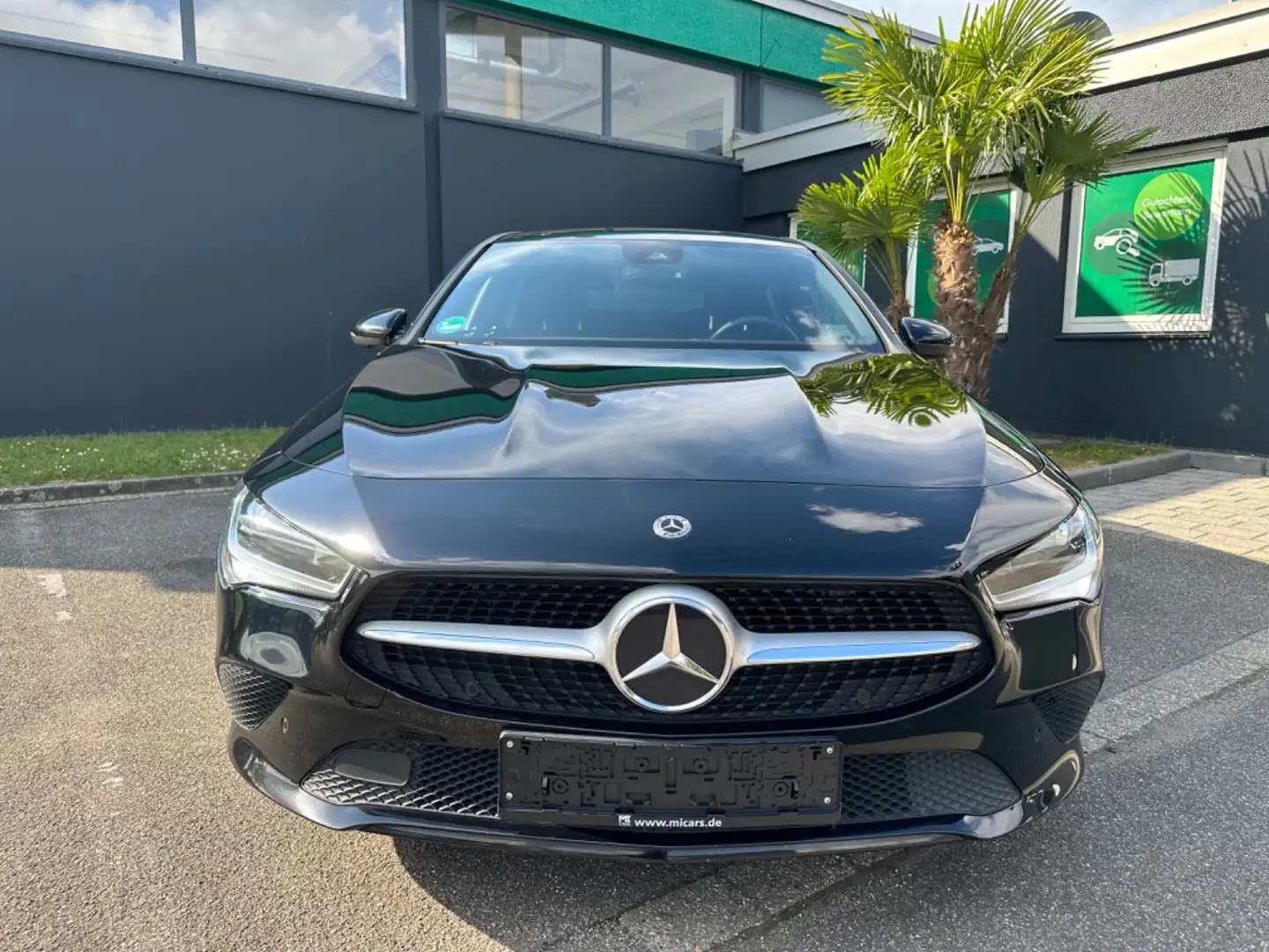 Mercedes-Benz CLA 200 CLA200d SB Business Burmester AHK SHZ Totw CarPl Zwart - 2