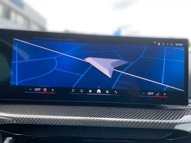 BMW M2 view 9