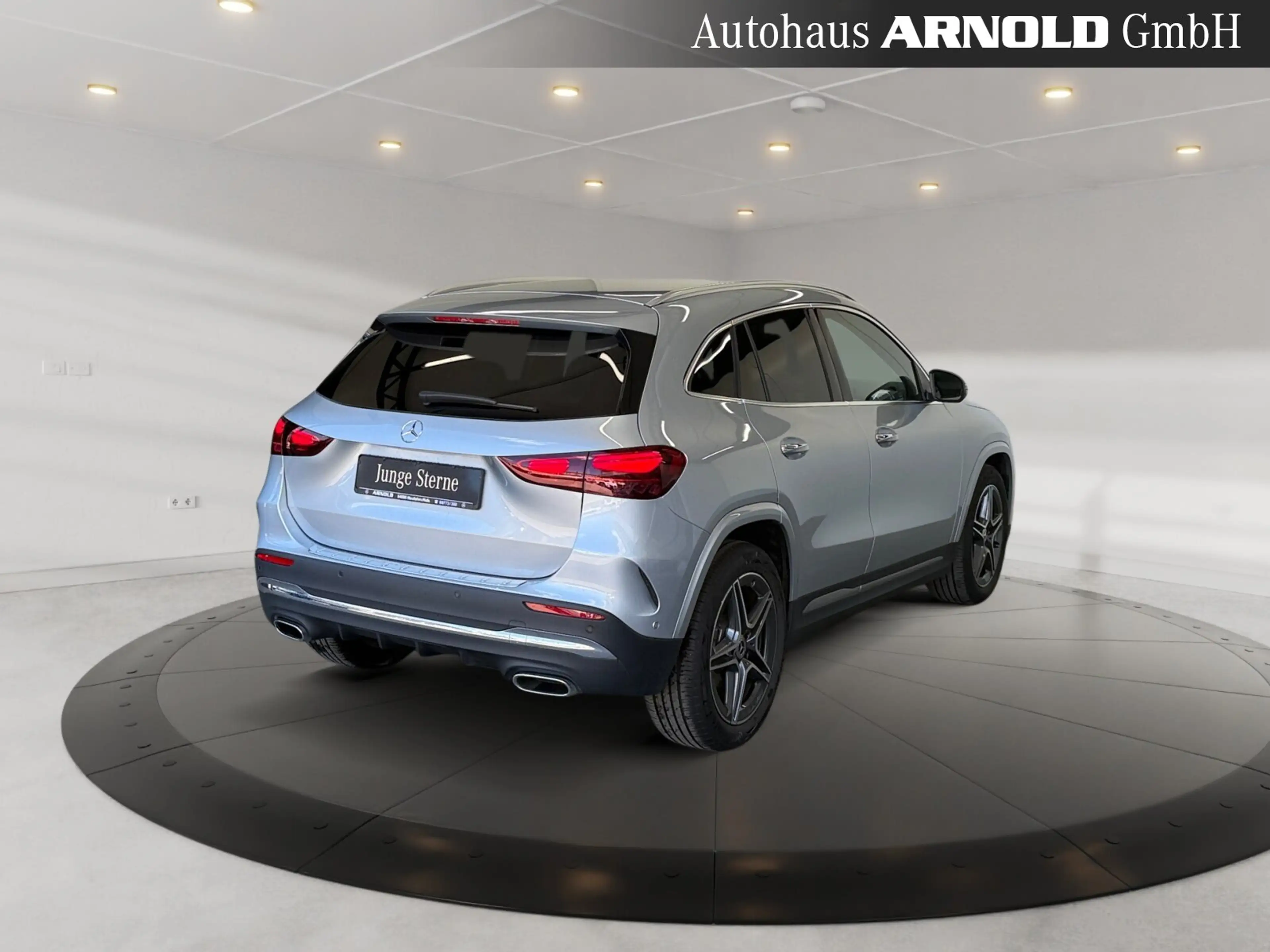 Mercedes-Benz GLA 200 GLA 200 AMG-Line el-Klappe KeylessGo LED Leder BC — photo 4