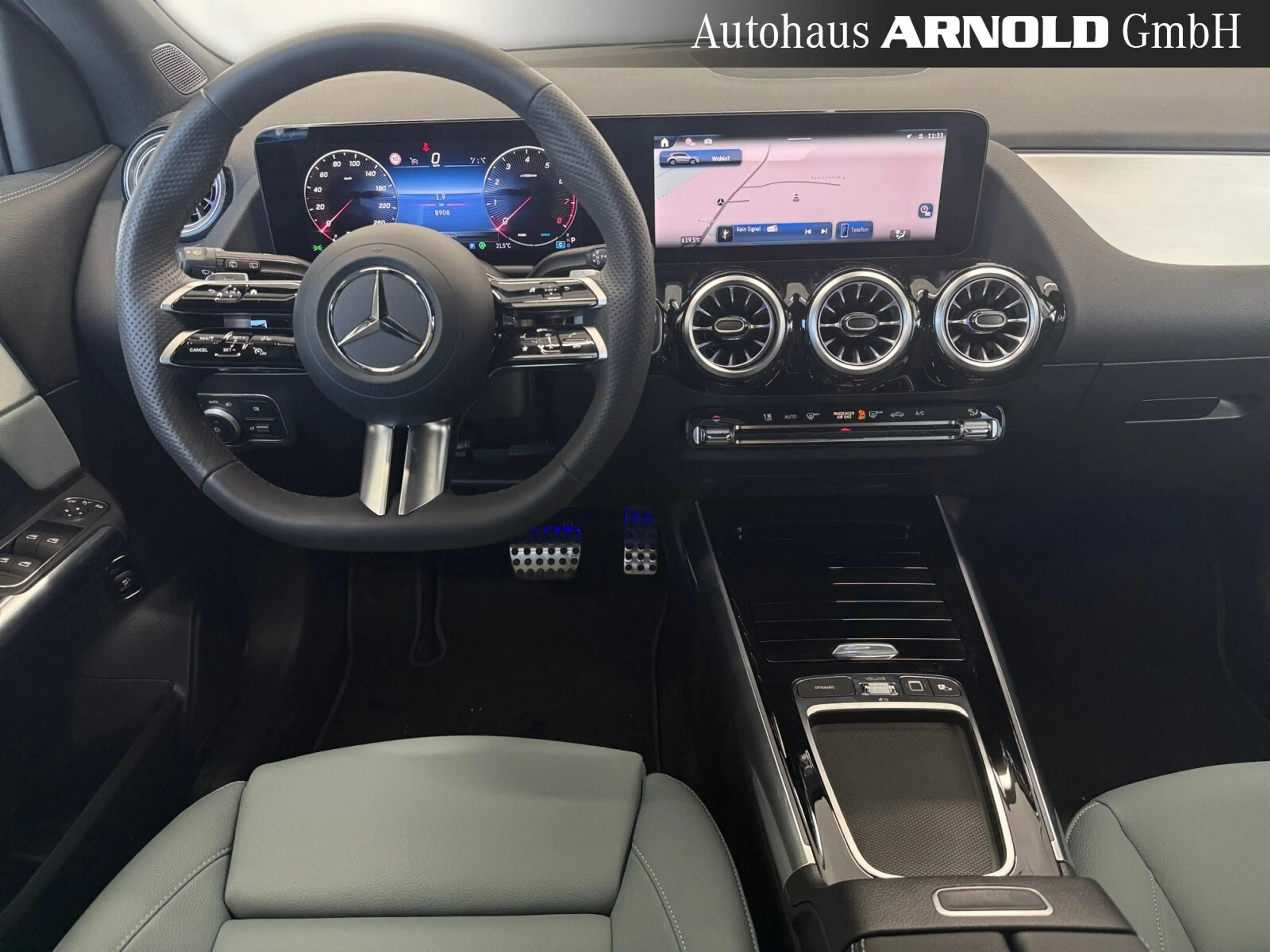 Mercedes-Benz GLA 200 GLA 200 AMG-Line el-Klappe KeylessGo LED Leder BC — photo 8