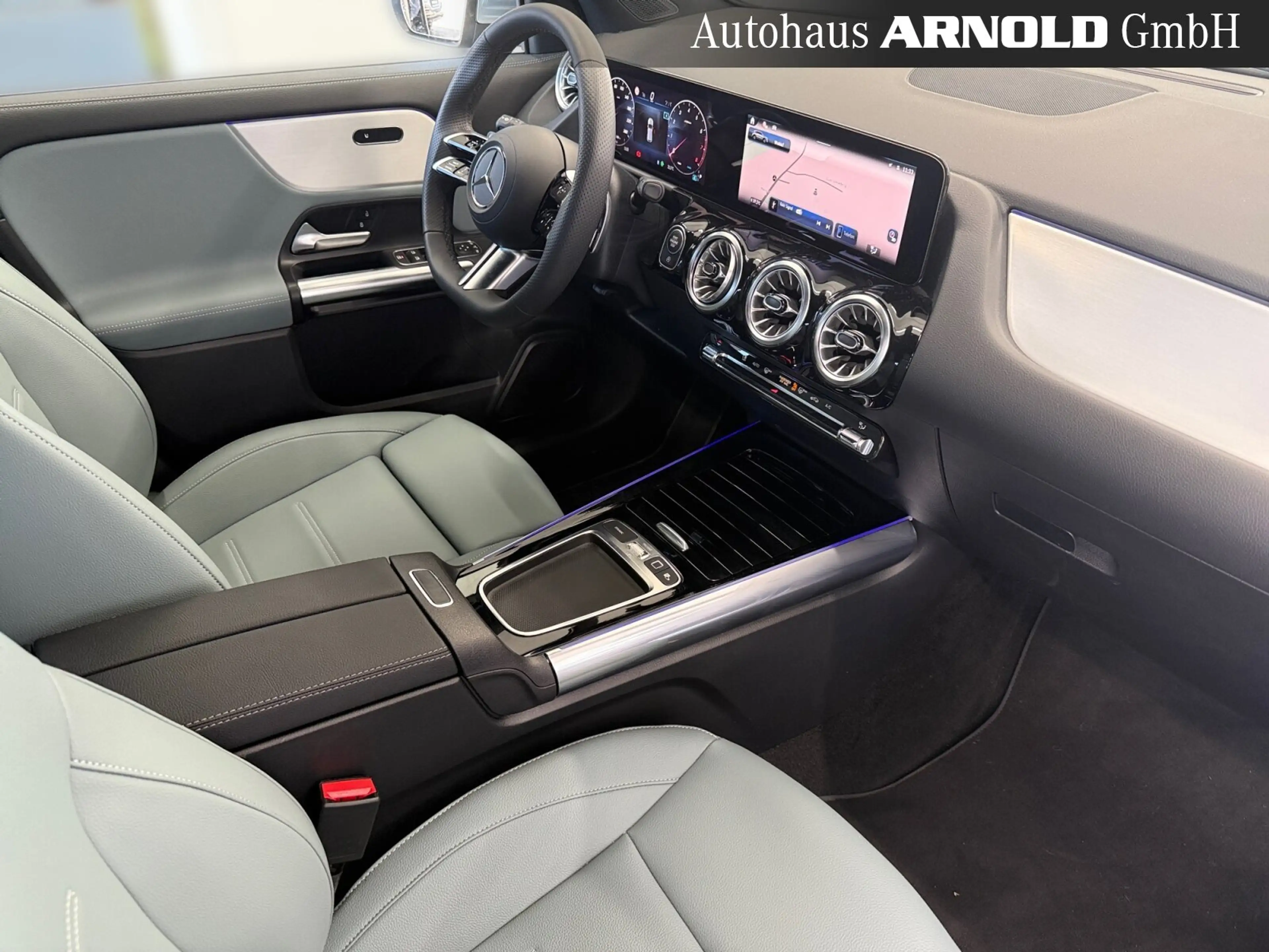 Mercedes-Benz GLA 200 GLA 200 AMG-Line el-Klappe KeylessGo LED Leder BC — photo 12