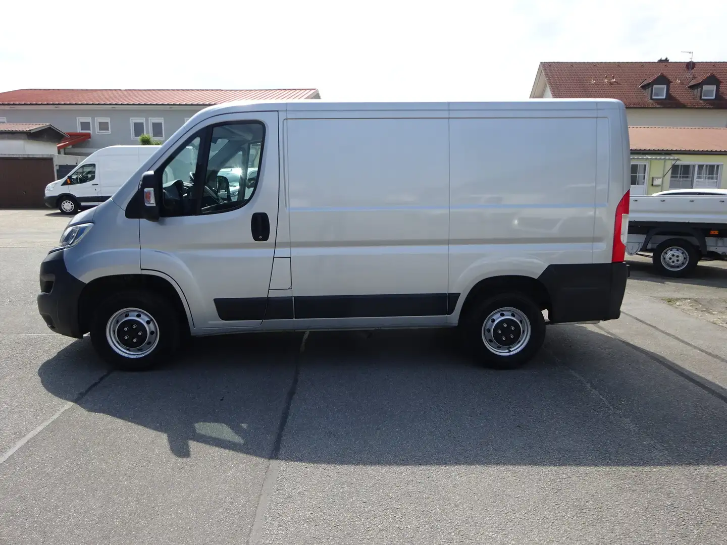 Citroen Jumper Kasten L1H1 3500 96kw Klima Navi Kamera Tempomat Silber - 2