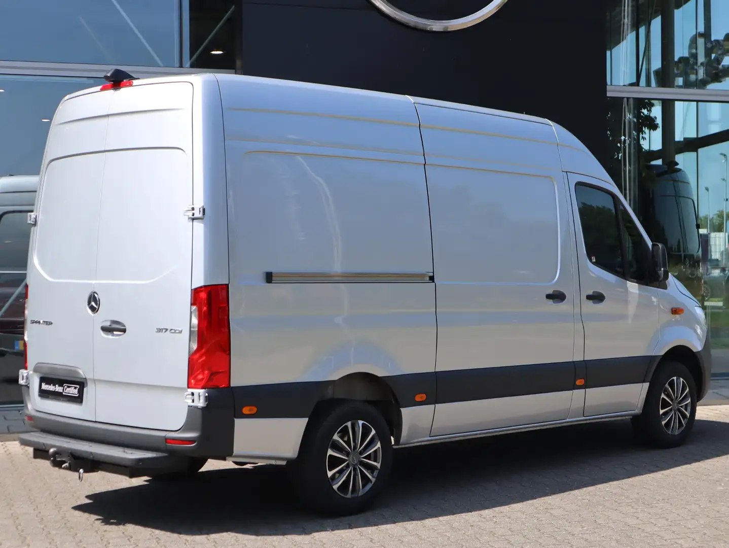 Mercedes-Benz Sprinter 317 CDI L2H2 METALLIC LM VELGEN Zilver - 2