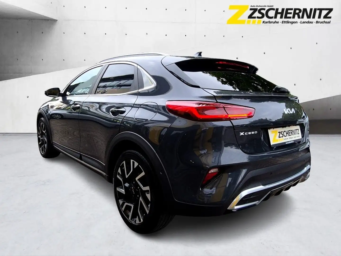 Kia XCeed 1.6 PHEV Platinum Edition ACC+LED+Navi+KAM Grau - 2