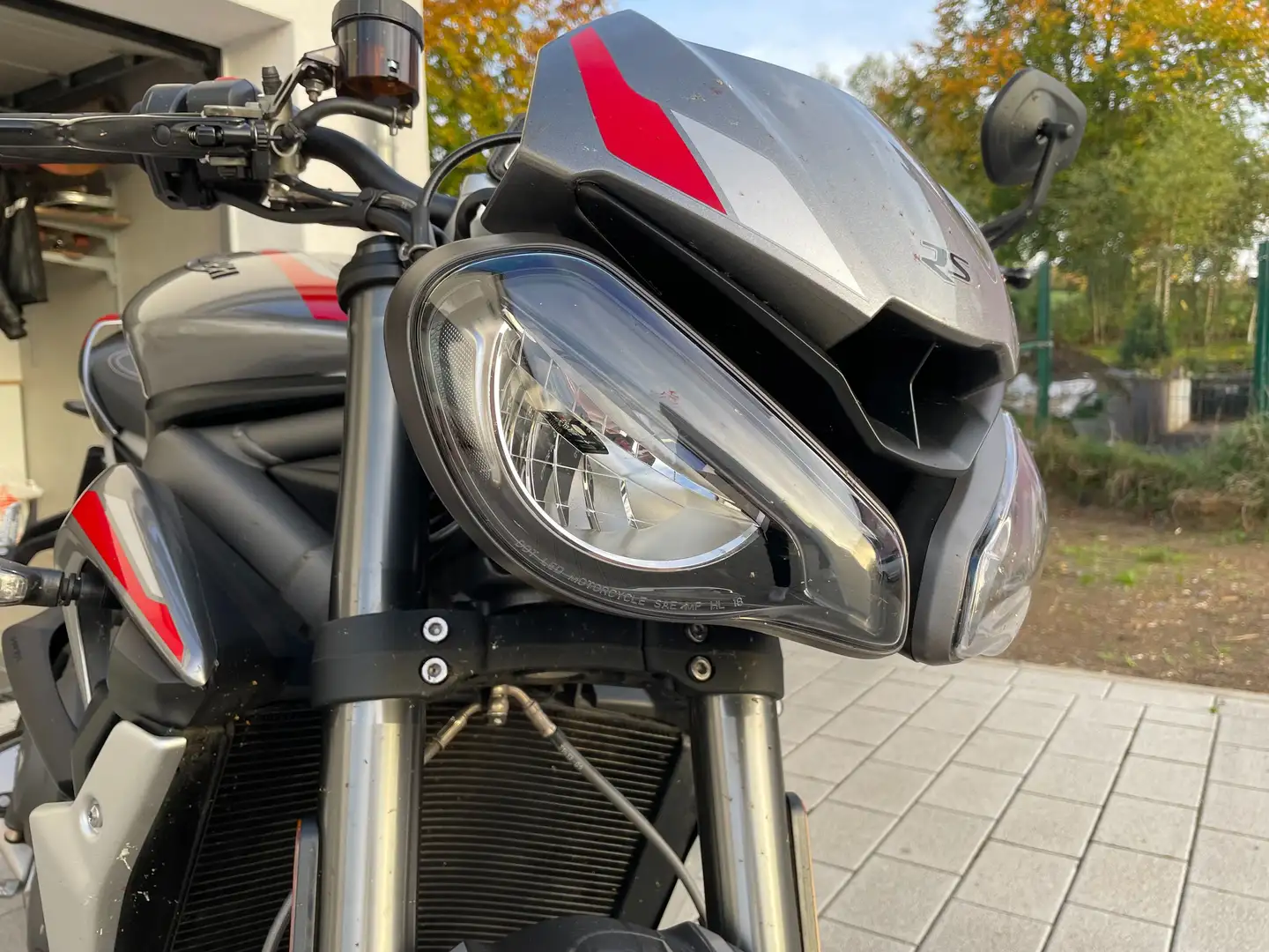 Triumph Speed Triple R RS Silber - 2