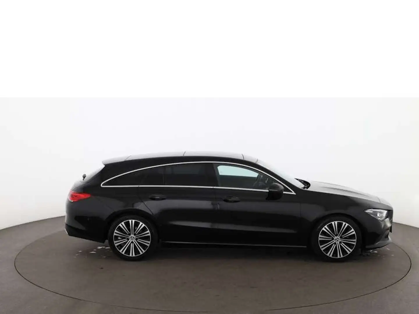 Mercedes-Benz CLA 200 d SB Progressive Aut LED SKY LEDER R-CAM Schwarz - 2