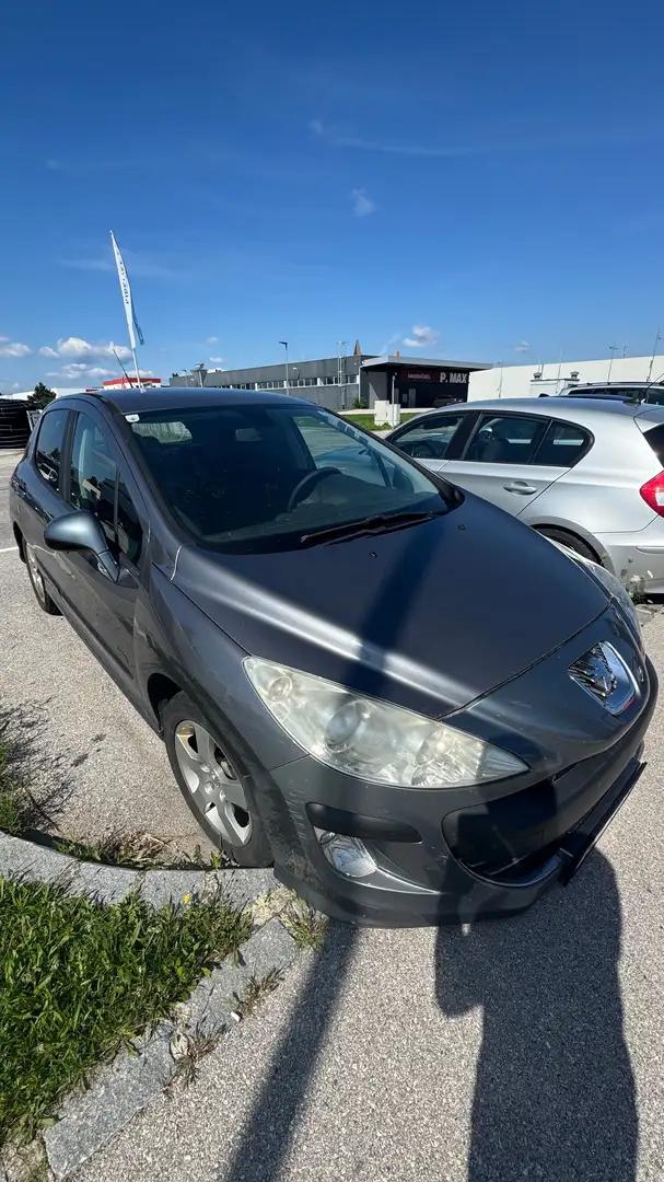 Peugeot 308 308 1,4 16VVTi Lion Edition Lion Edition Silber - 2