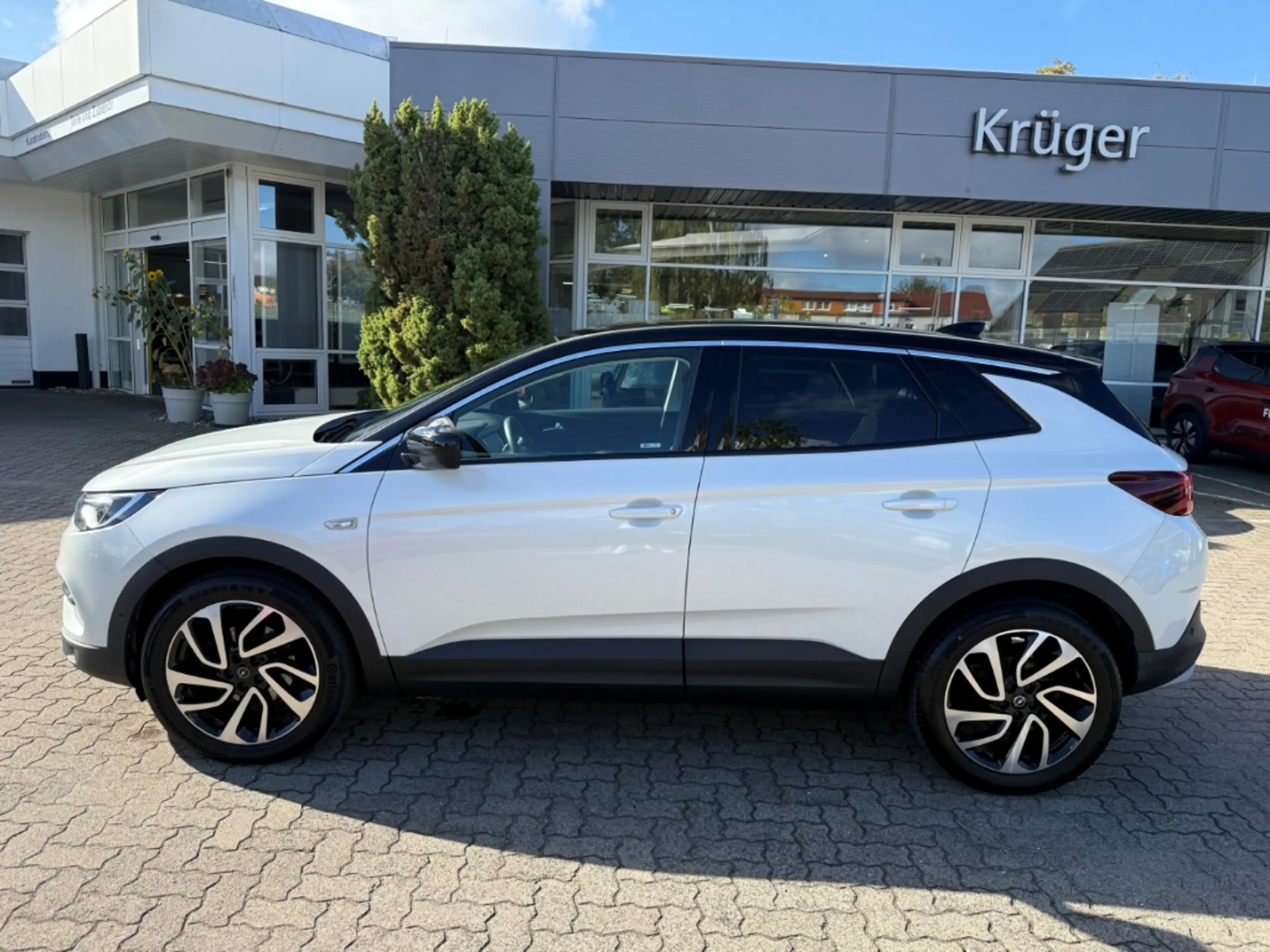 Opel Grandland INNOVATION in Vollausstattung — photo 2