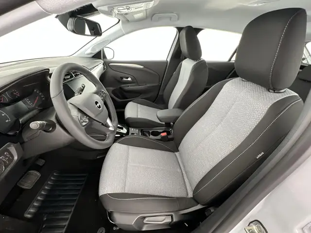 Opel Corsa view 8