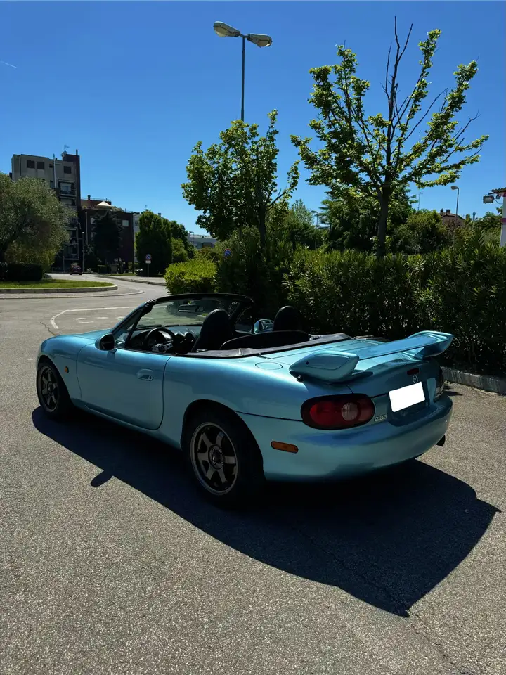 Mazda MX-5 2001