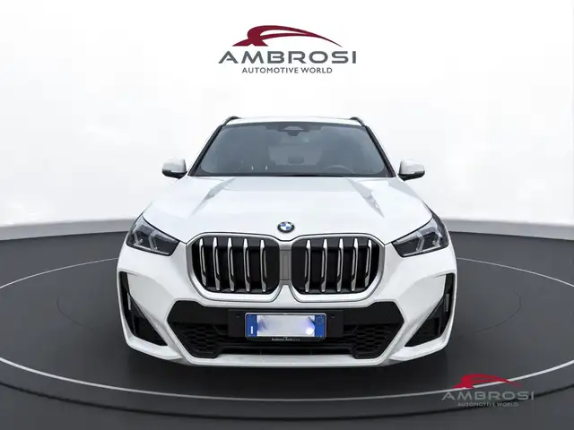 BMW X1 view 6