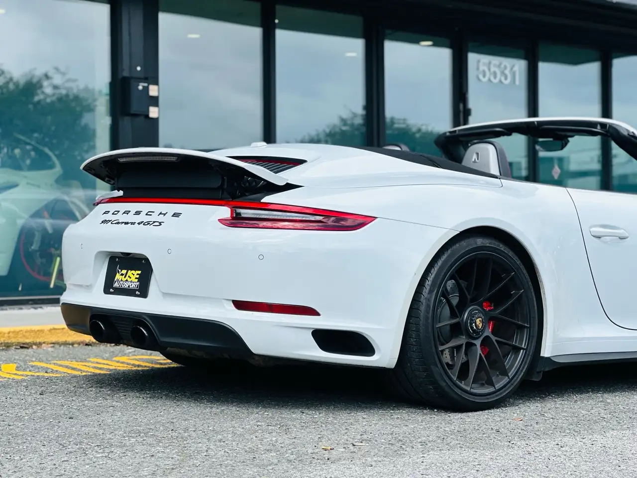 Porsche 911 снимка Porsche 911