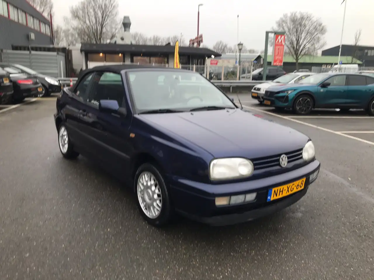 Volkswagen Golf Cabriolet 1.8 // E. RAMEN / S VLG / YOUNGTIMER / NAP, foto 7