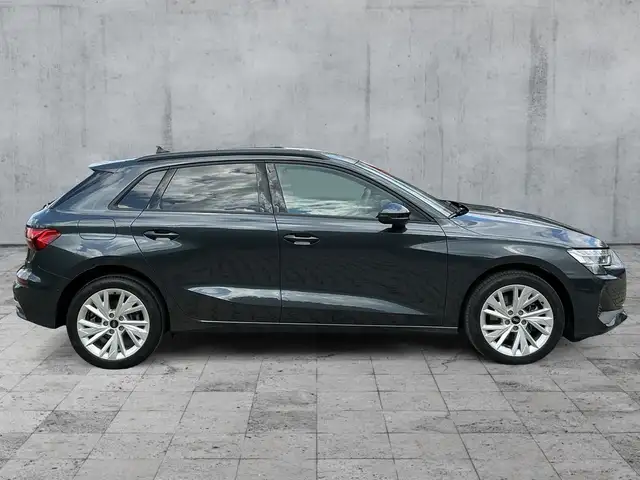 Audi A3 view 7