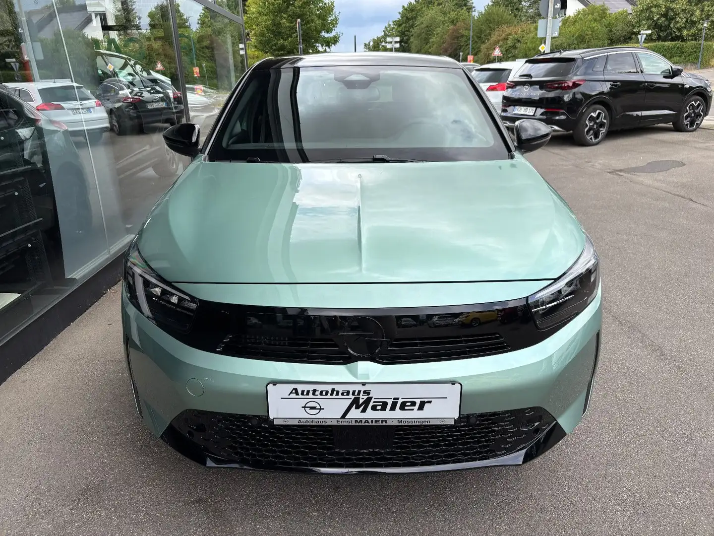 Opel Corsa YES 1.2T SHZ+LHZ+PDC+GRA+CARPLAY+BT Groen - 2