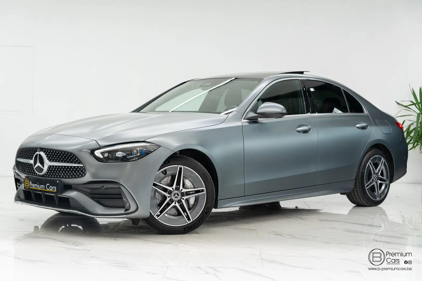 Mercedes-Benz C 300 e AMG! Full! Night, Pano, 360 Camera! Grey - 1
