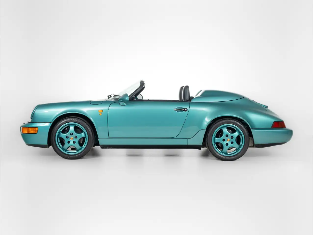 Porsche 964 Speedster | 1 of 7 in Wimbledon Green, foto 6