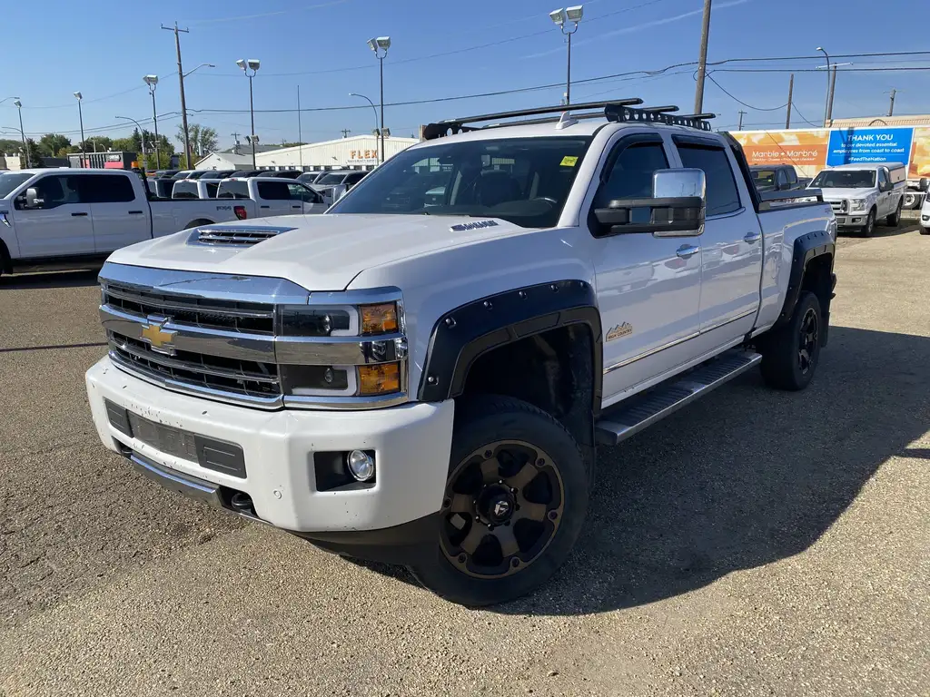 2019 Chevrolet Silverado 2500 High Country — photo 2