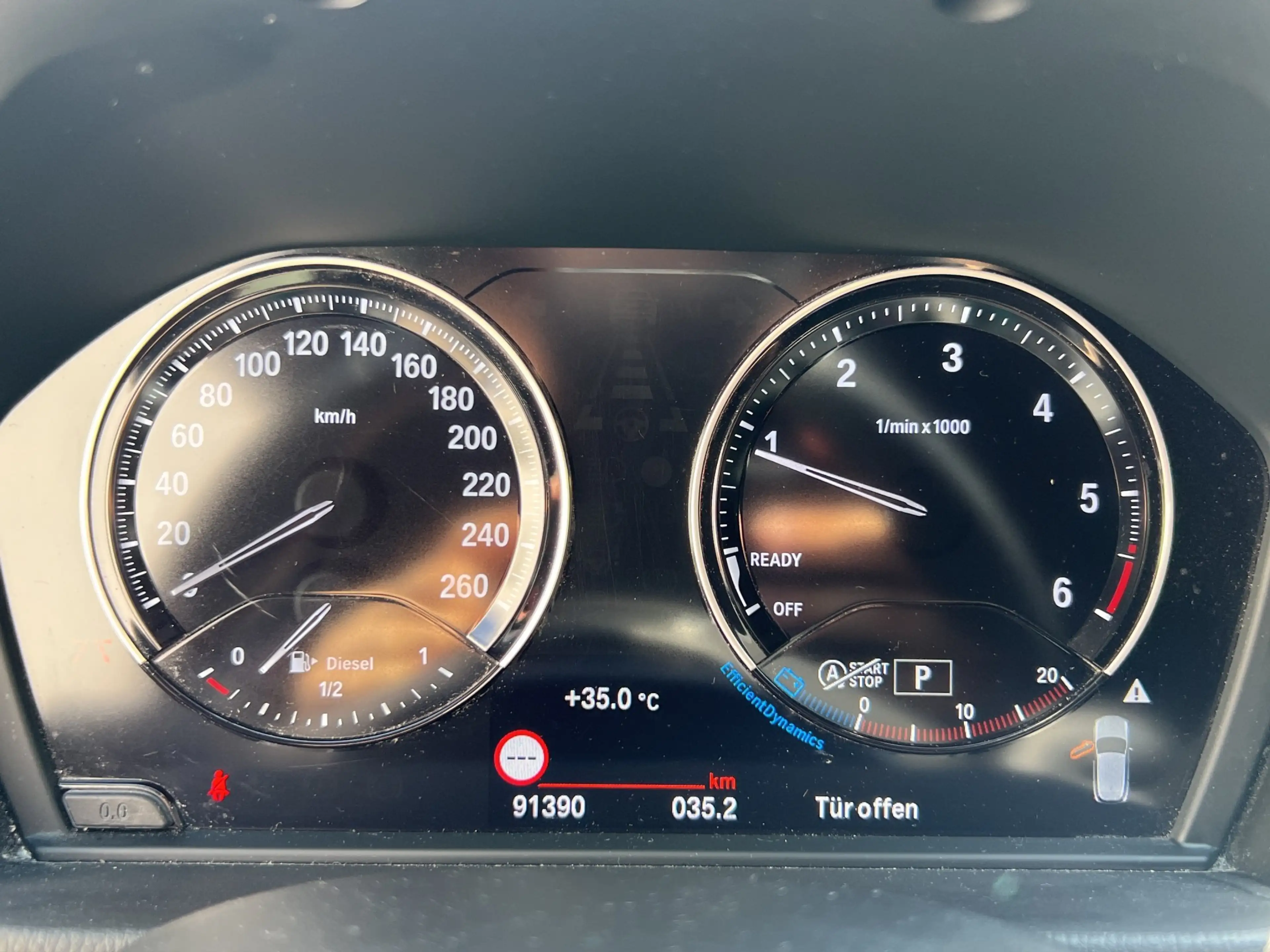 BMW X2 xDrive18d LED SpurAss HUD Navi RFK Sportsitz — photo 15