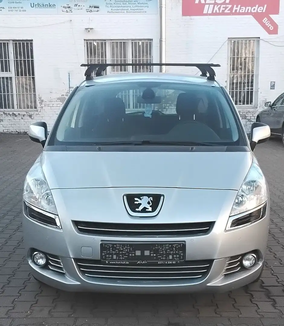 Peugeot 5008 Active  Neuer Tüv Silber - 2