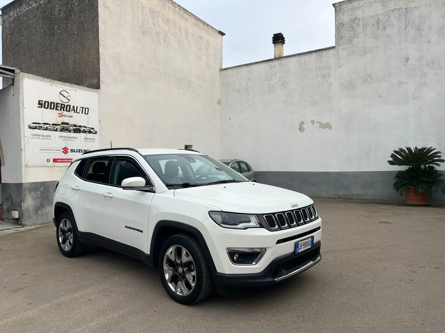 Jeep Compass Compass1.6 mjt 120cv LIMITED Blanc - 2