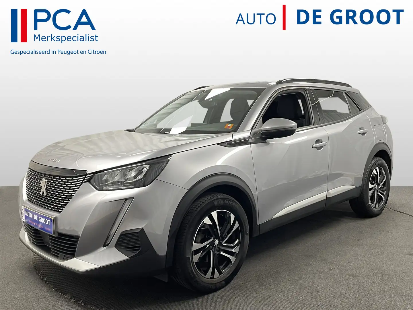 Peugeot 2008 ALLURE AUTOM. 130pk Navi+Carplay | Trekhaak Grijs - 1