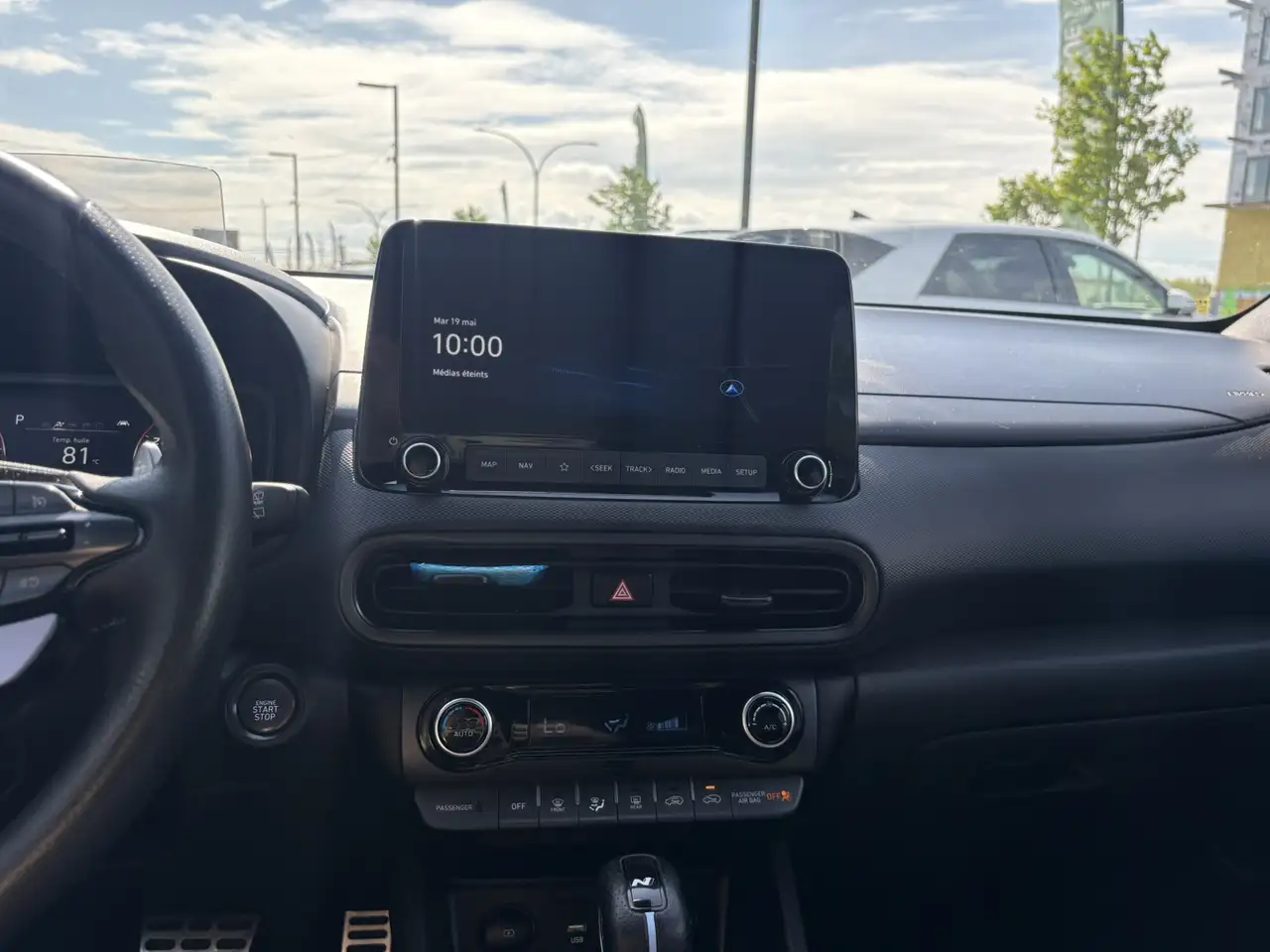 Hyundai KONA снимка Hyundai KONA