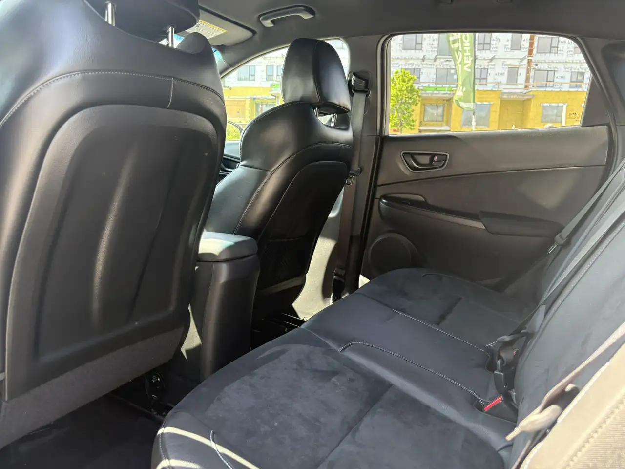 Hyundai KONA снимка Hyundai KONA