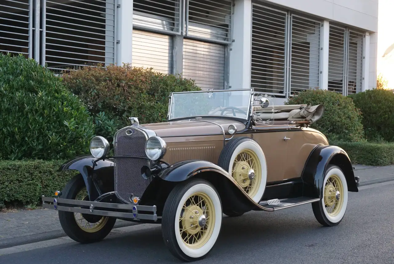 Ford Model A Roadster DeLuxe, foto 1