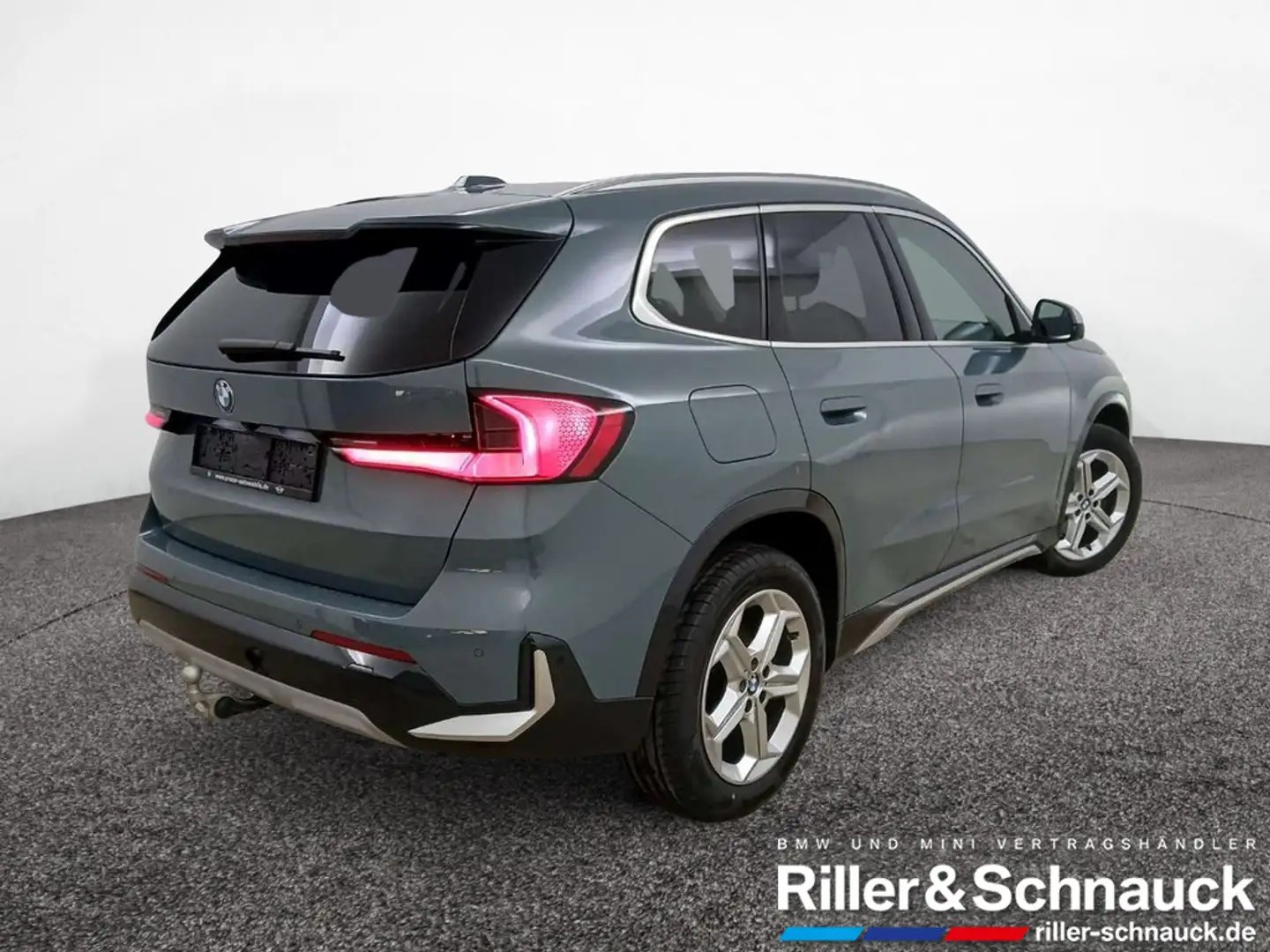 BMW X1 18d X-Line AHK+PANO+360°KAM+HUD Grün - 2