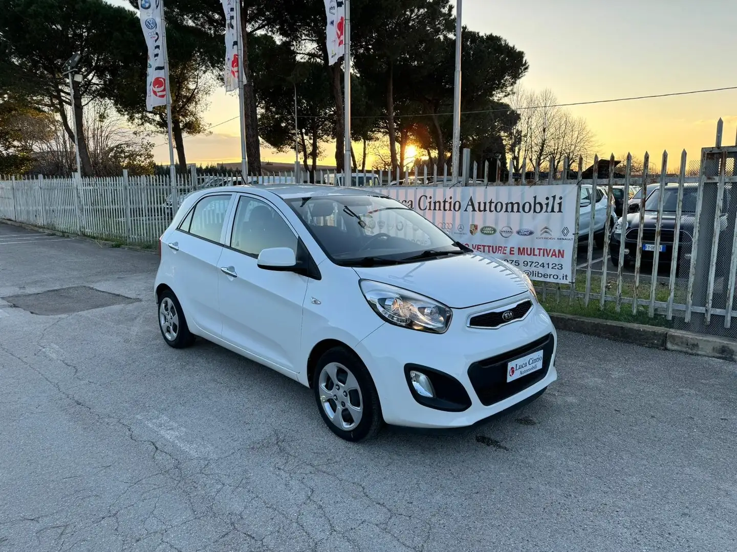 Kia Picanto Picanto 1.0 Glam Gpl 67cv 5p Blanc - 1