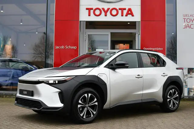 Toyota bZ4X Active 71 kWh Automaat 204pk | Nieuwprijs: €45.995