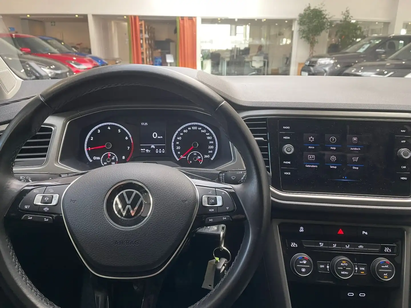 Volkswagen T-Roc 1.0 TSI Style [ CLIMATE CONTROL | APPLE CARPLAY / Grau - 2
