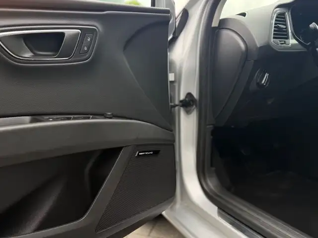 Seat Leon Leon view 12