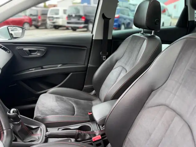 Seat Leon Leon view 10