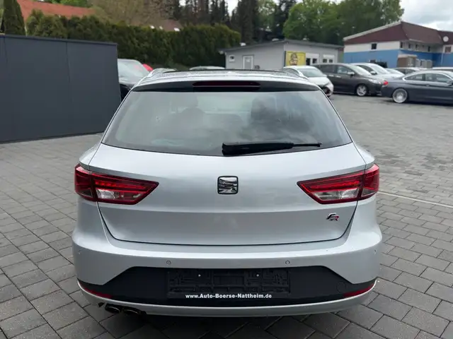 Seat Leon Leon view 6