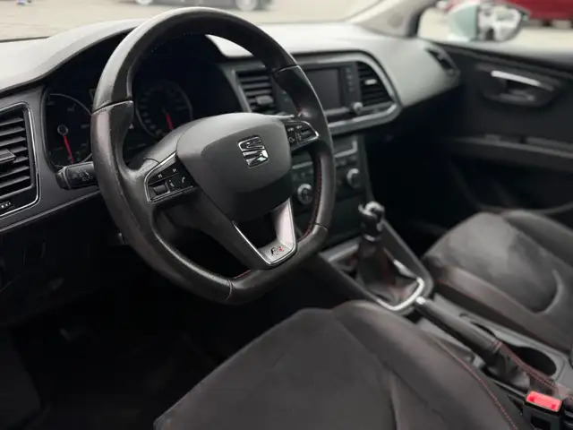 Seat Leon Leon view 9