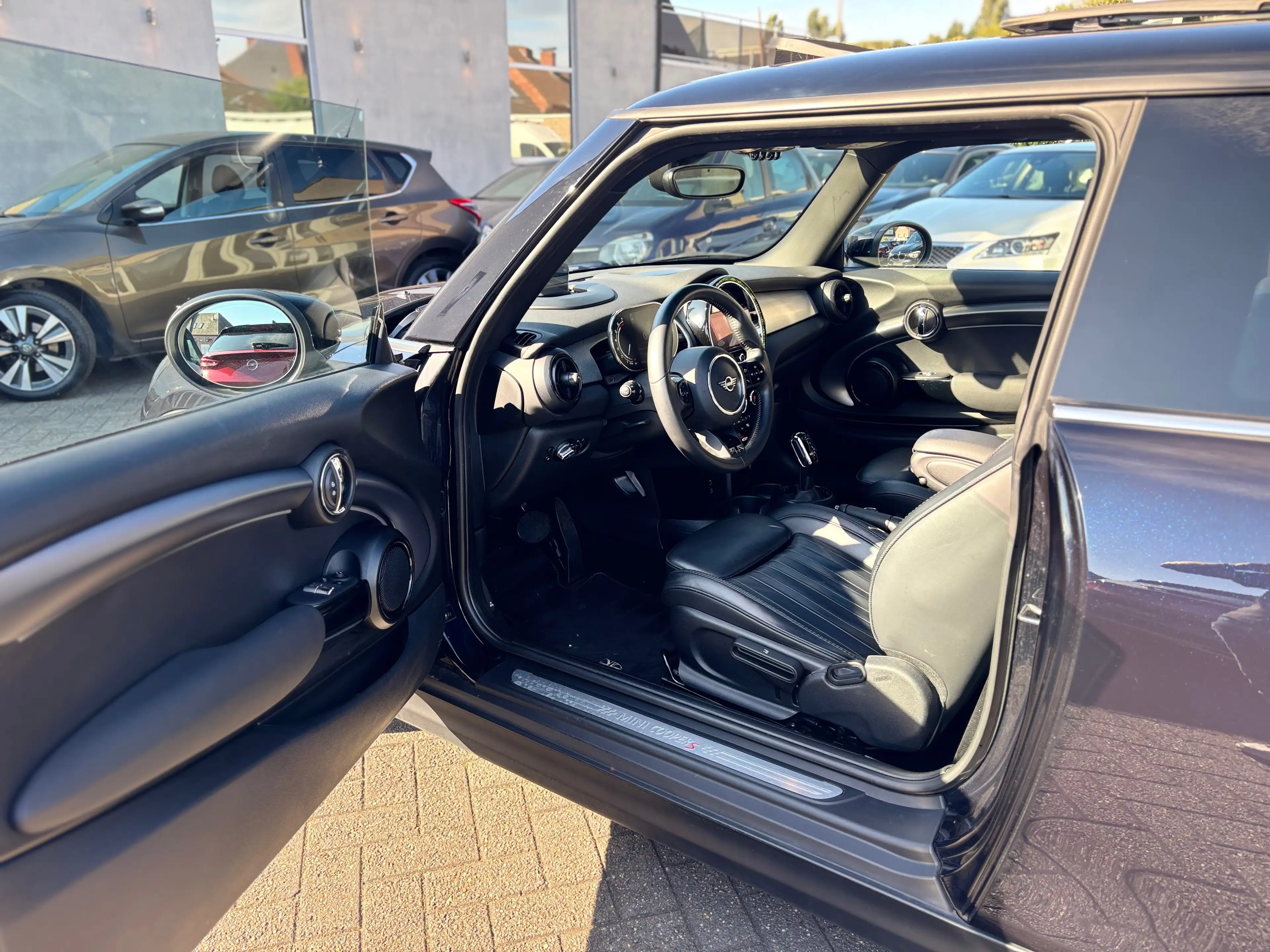 MINI Cooper S Mini 2.0AS Cooper S OPF DCT HEAD UP FULL LED PANORAMA MINI YOURS EDITION S 1 OWNER — photo 8