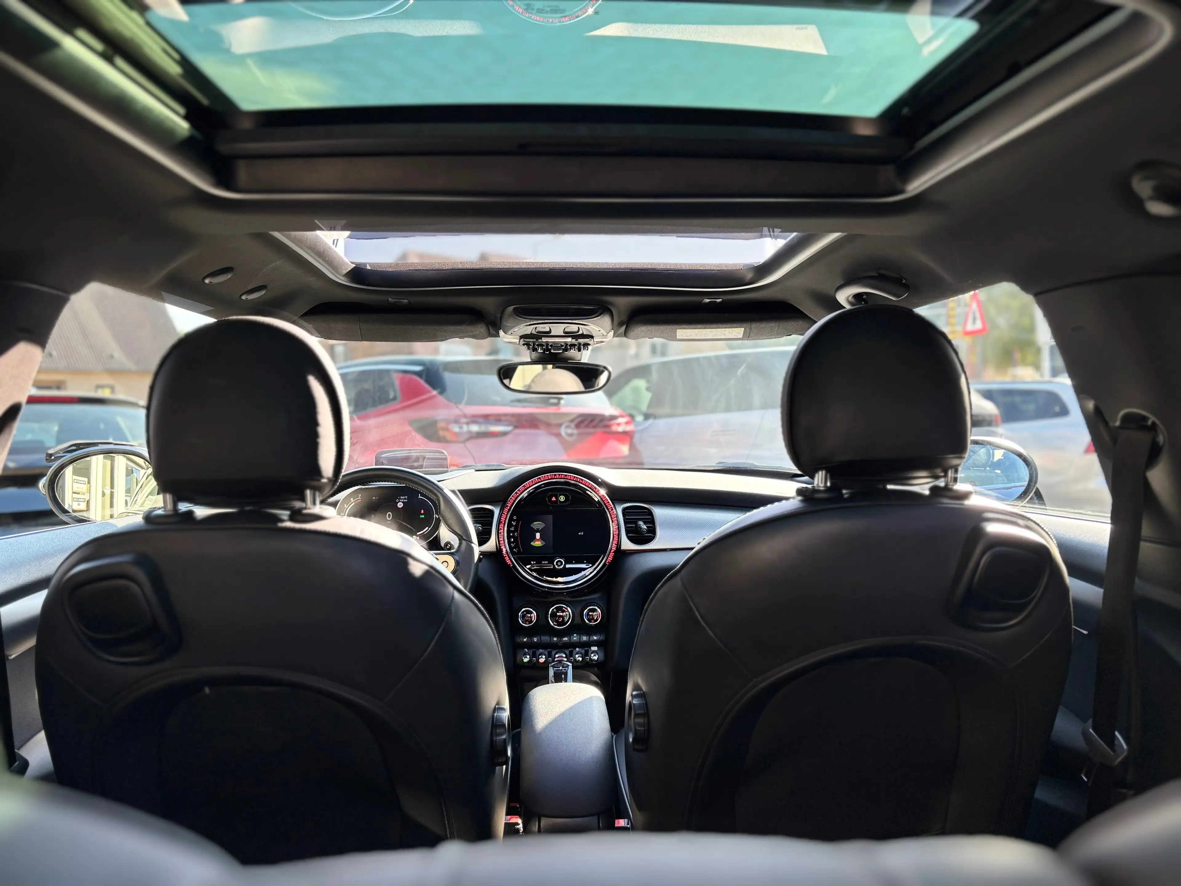MINI Cooper S Mini 2.0AS Cooper S OPF DCT HEAD UP FULL LED PANORAMA MINI YOURS EDITION S 1 OWNER — photo 18