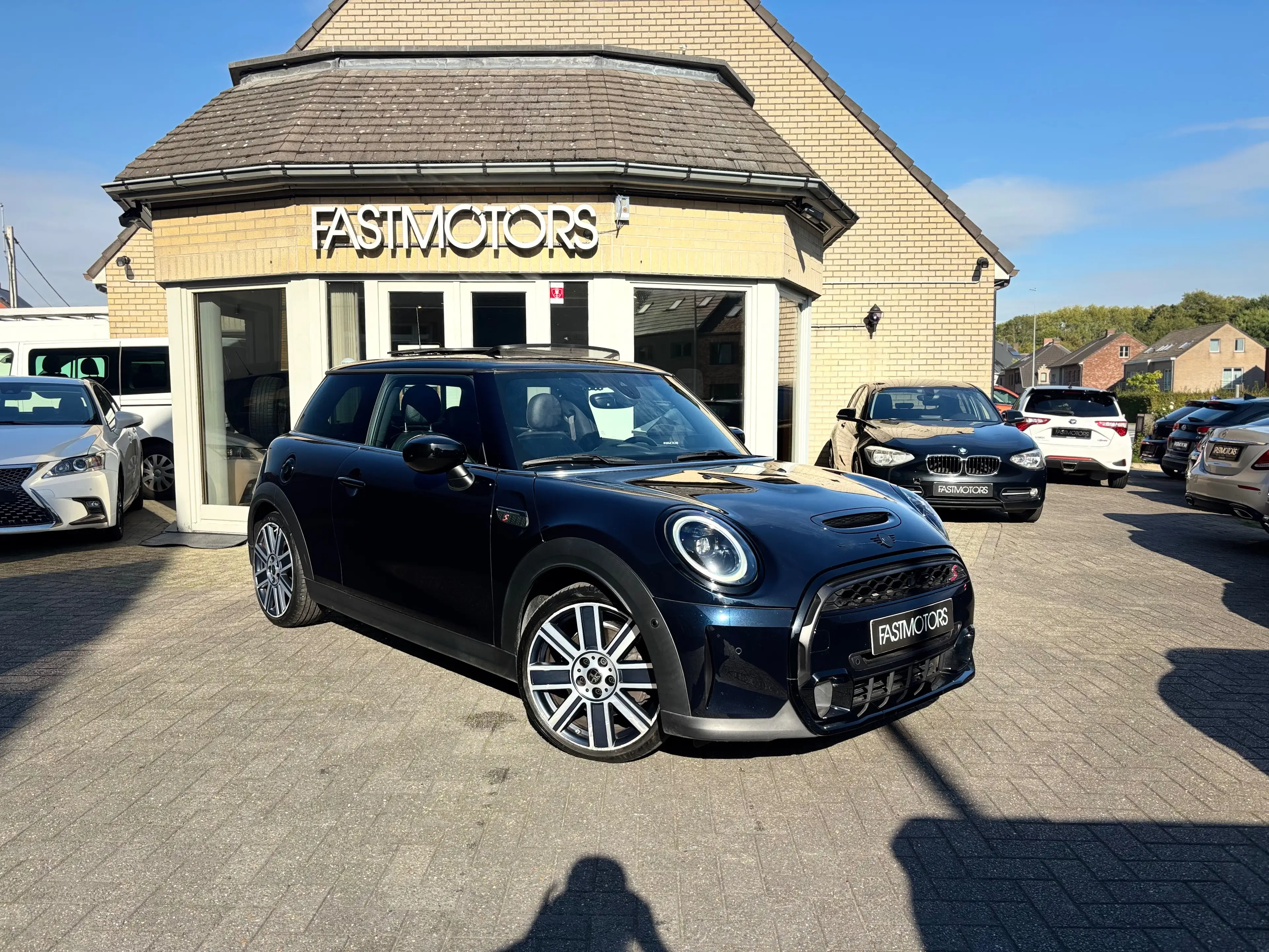 MINI Cooper S Mini 2.0AS Cooper S OPF DCT HEAD UP FULL LED PANORAMA MINI YOURS EDITION S 1 OWNER — photo 3