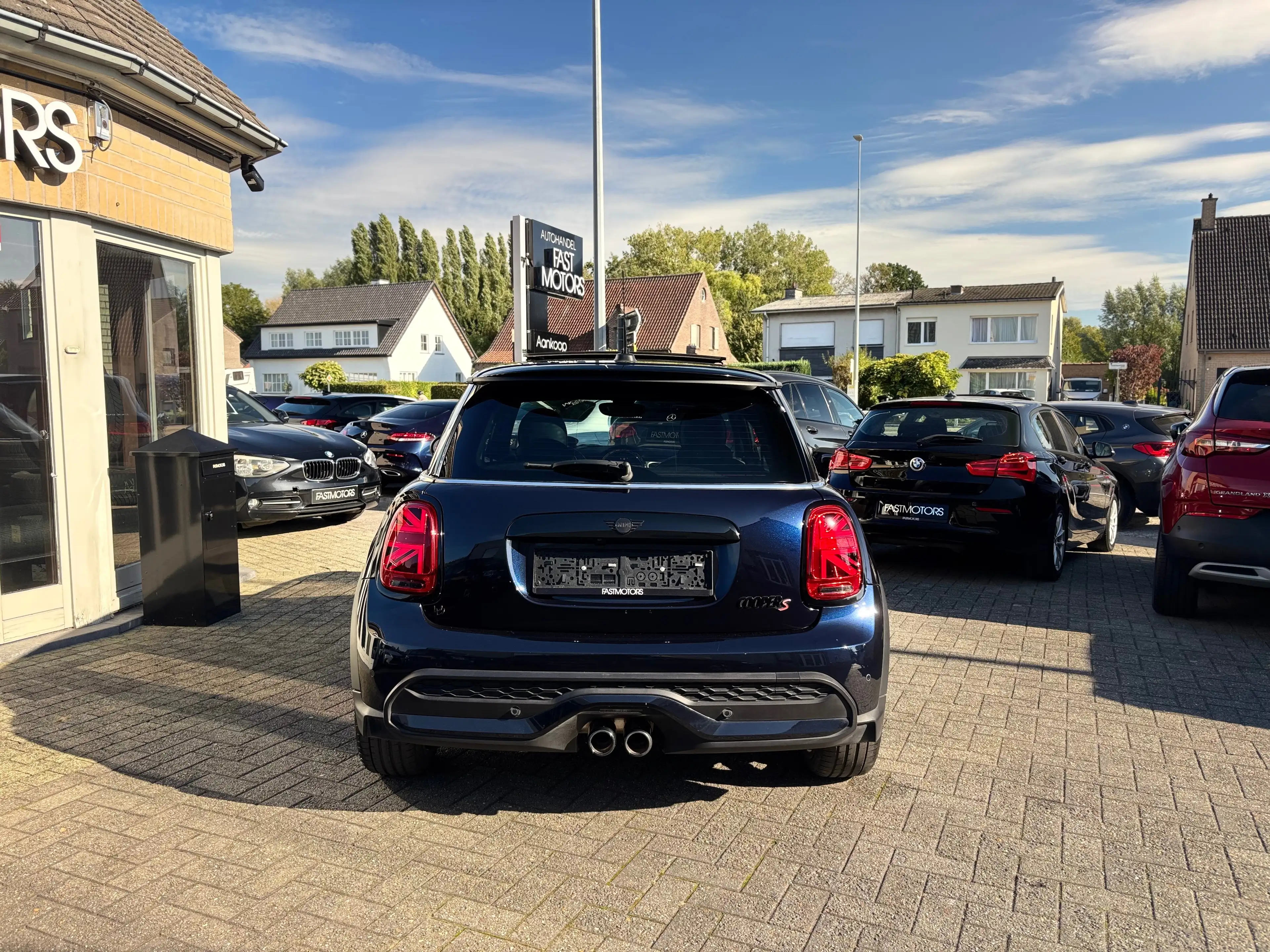 MINI Cooper S Mini 2.0AS Cooper S OPF DCT HEAD UP FULL LED PANORAMA MINI YOURS EDITION S 1 OWNER — photo 6