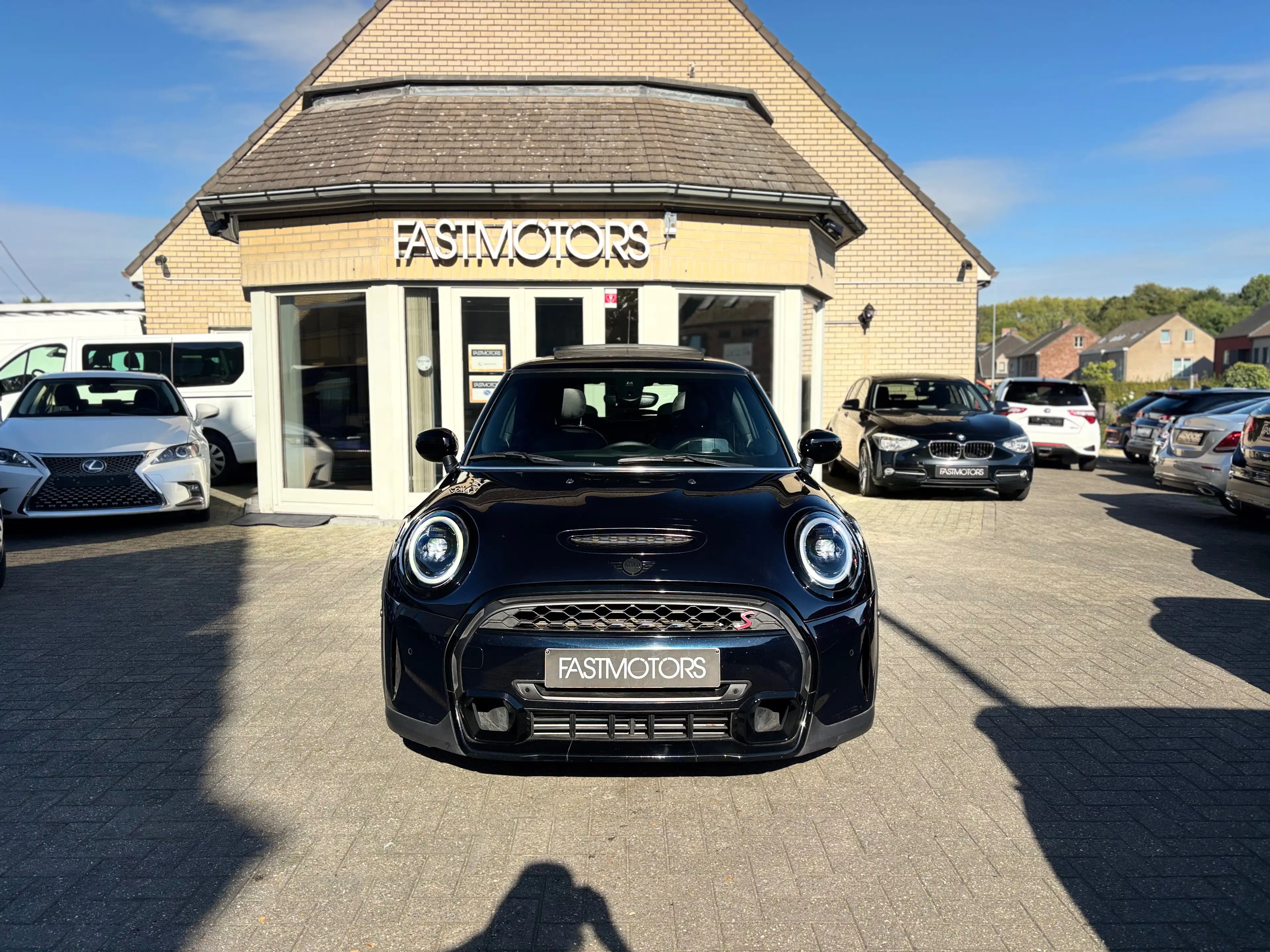 MINI Cooper S Mini 2.0AS Cooper S OPF DCT HEAD UP FULL LED PANORAMA MINI YOURS EDITION S 1 OWNER — photo 2
