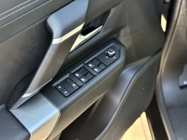 Jeep Compass view 13
