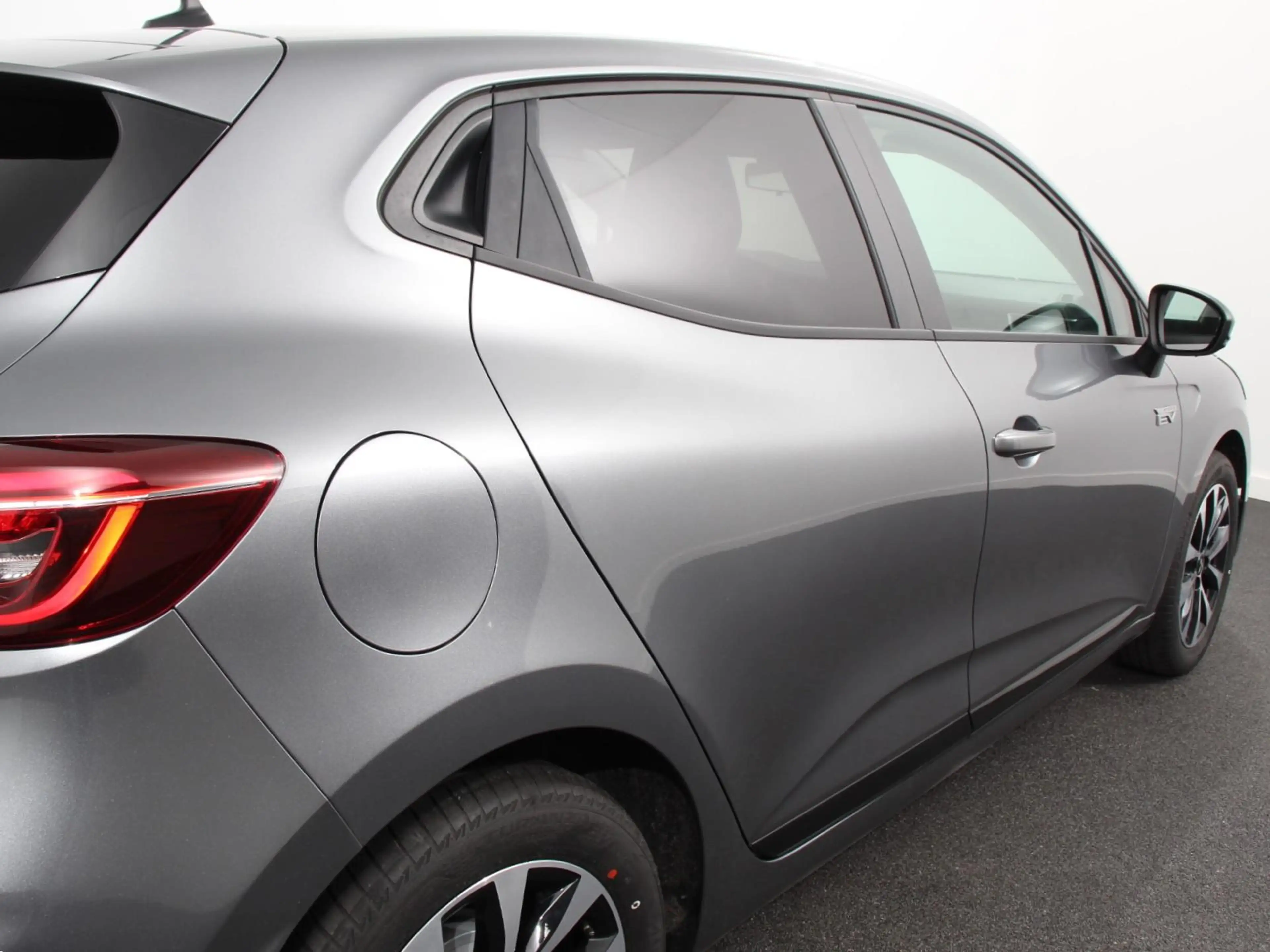 Mitsubishi Colt 1.6 HEV Intense Automaat Navigatie Apple Carplay/A — photo 32